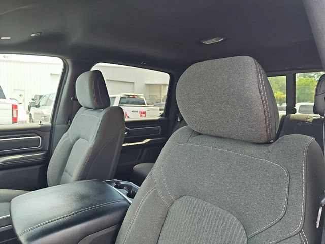 Used 2019 RAM 1500 Big Horn AWD/4WD image 14
