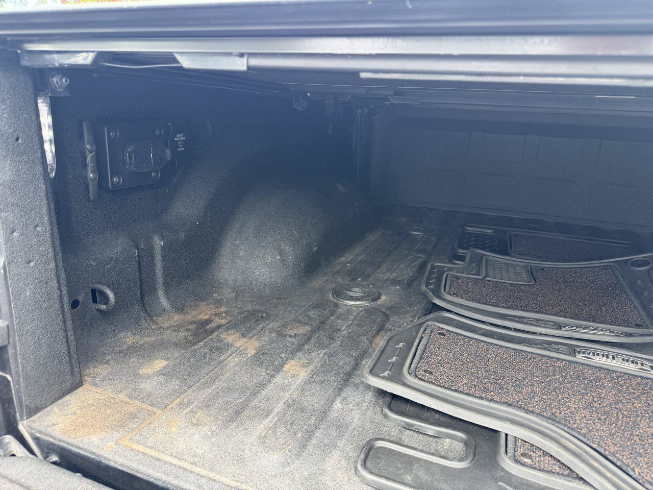 Used 2022 RAM 3500 Limited AWD/4WD image 10