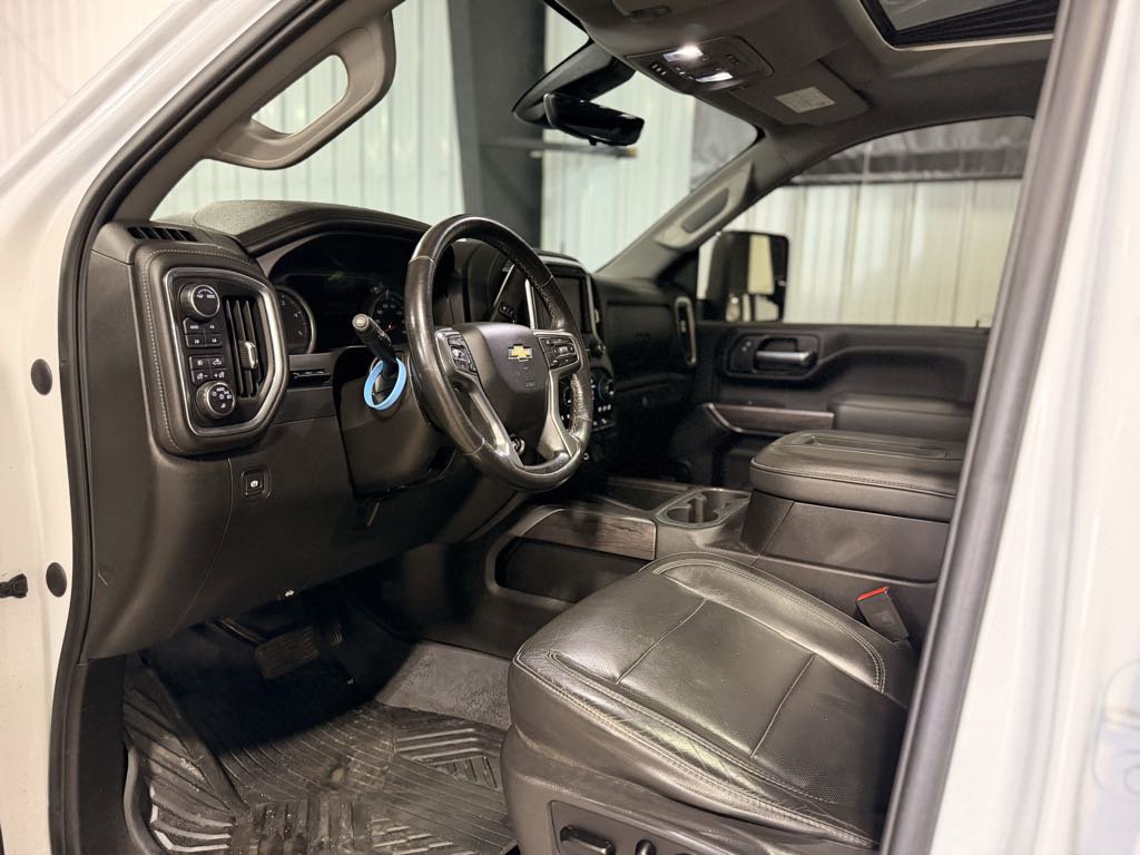Used 2020 Chevrolet Silverado 2500 LTZ w/ LTZ Premium Package image 13