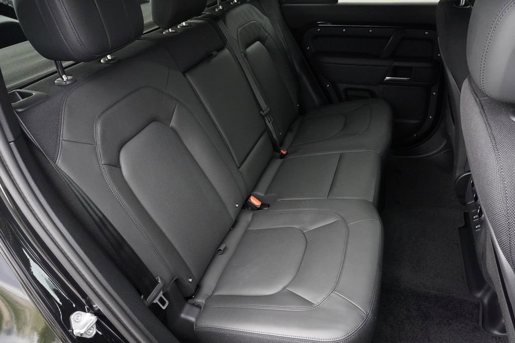 New 2026 Land Rover Defender 110 V8 image 27