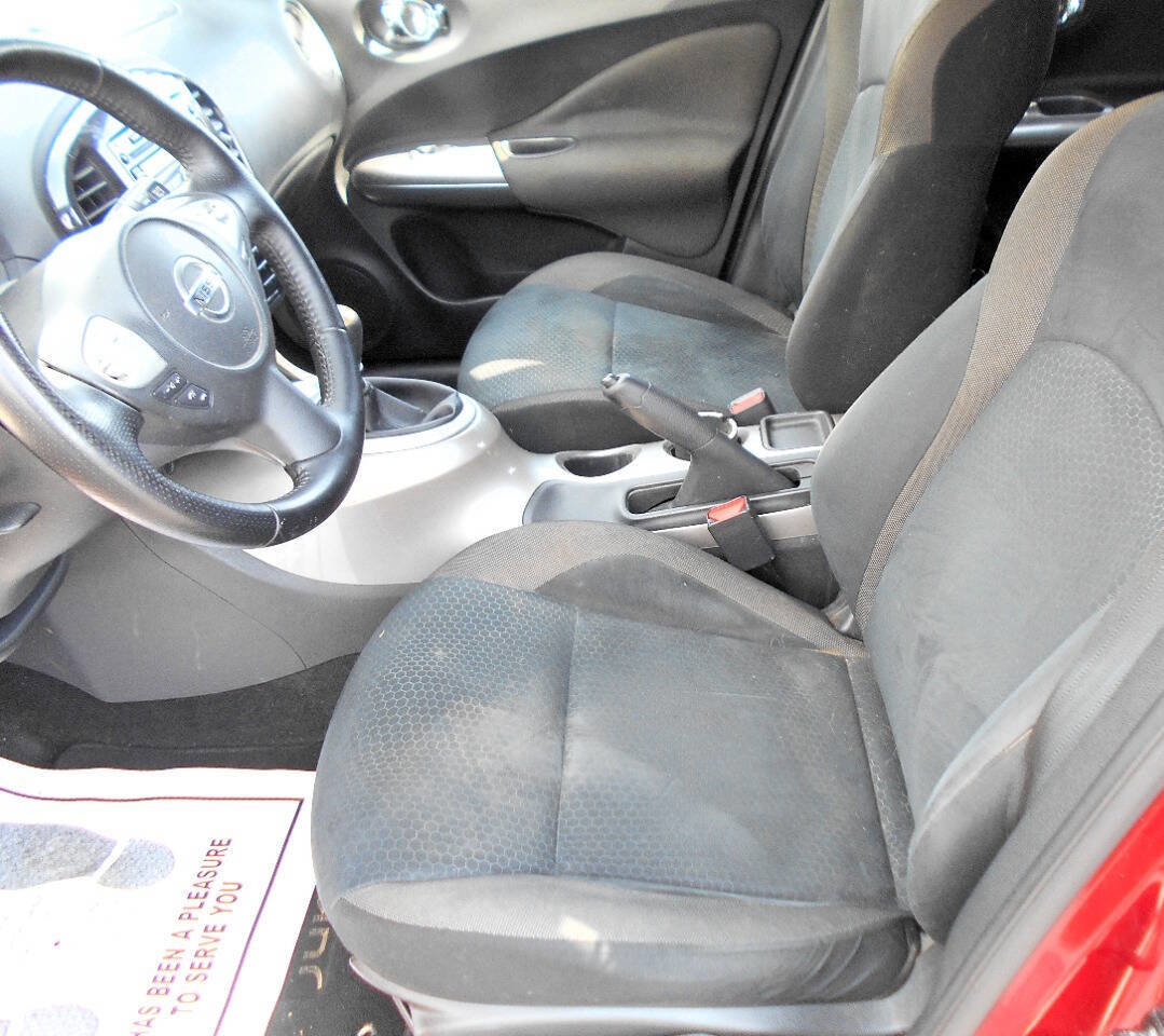 Used 2011 Nissan Juke SV w/ Sport Pkg image 9