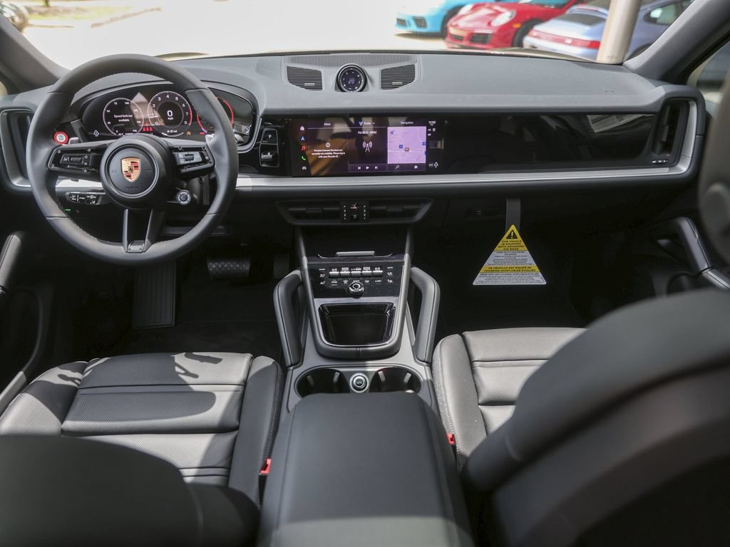 New 2026 Porsche Cayenne Coupe AWD/4WD image 32