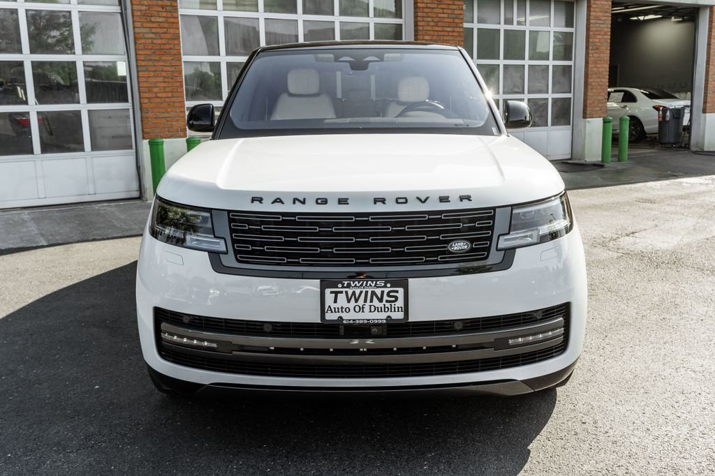 Used 2023 Land Rover Range Rover SE AWD/4WD image 36