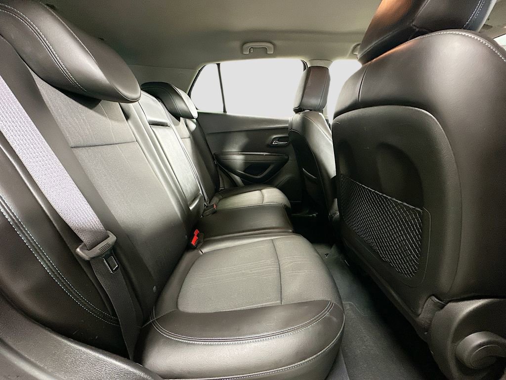 Used 2016 Chevrolet Trax LT w/ LT Convenience Package image 25