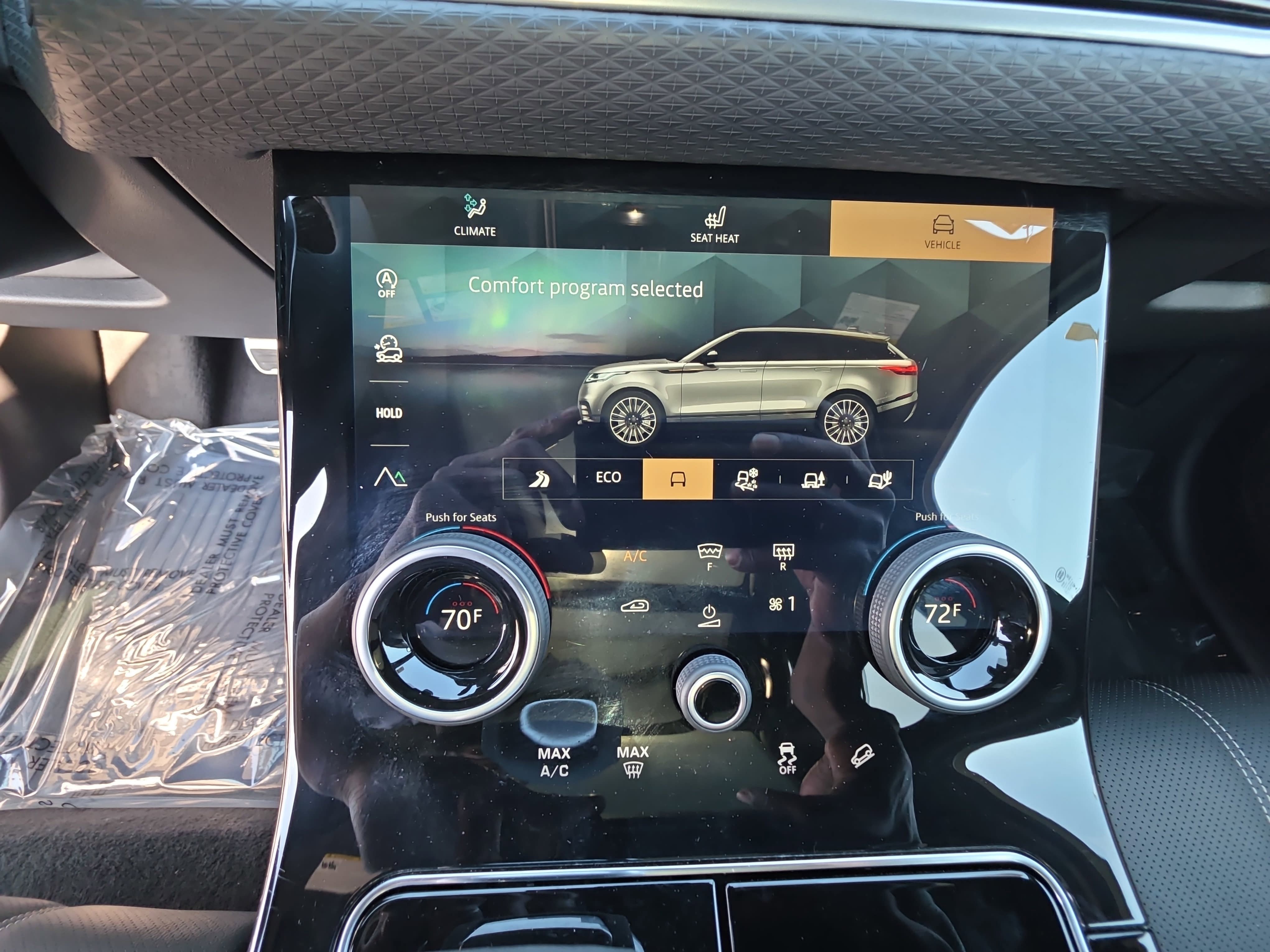 Used 2023 Land Rover Range Rover Velar R-Dynamic S AWD/4WD image 21