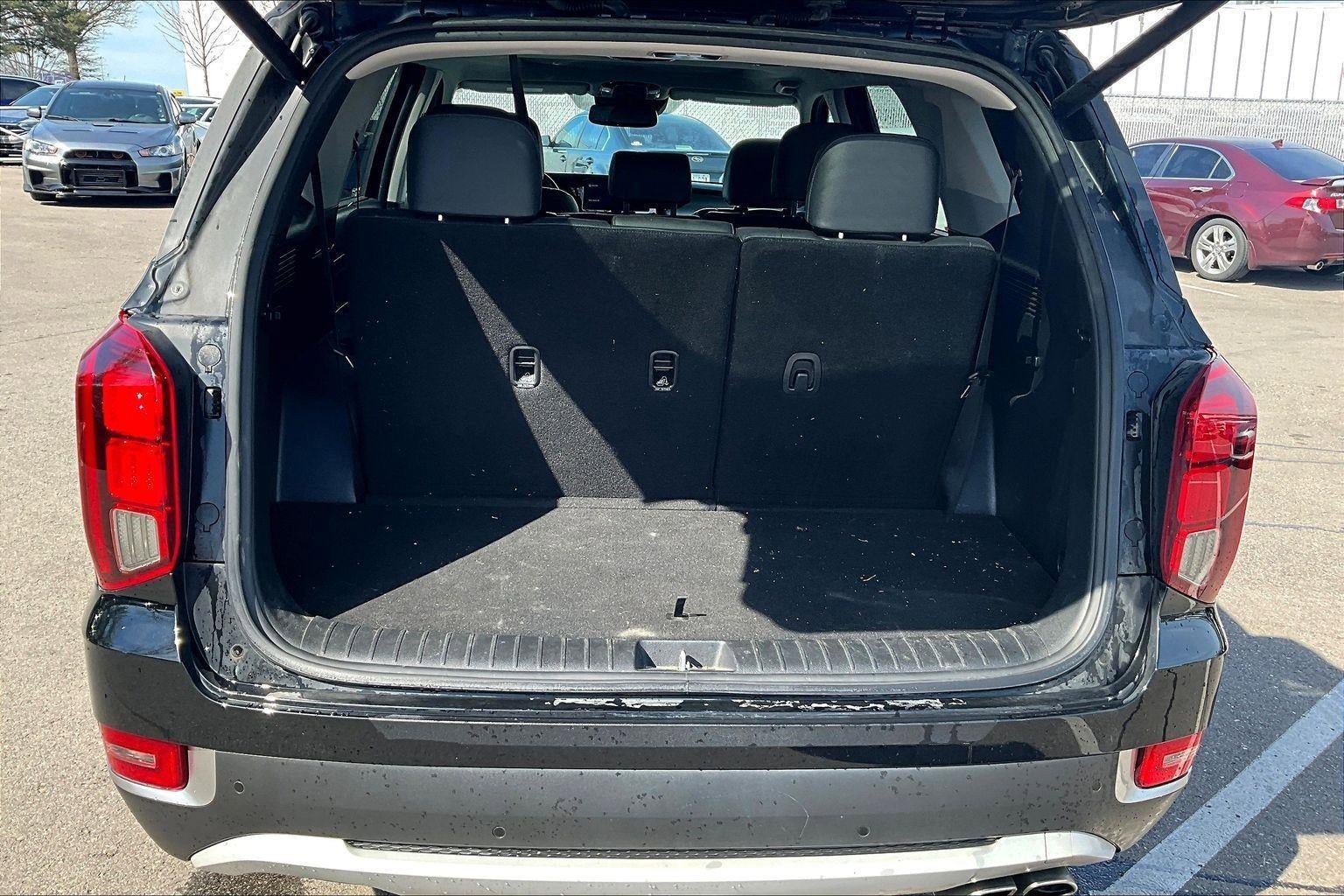 Used 2022 Hyundai Palisade SEL w/ 8P Bench Seat Package image 4
