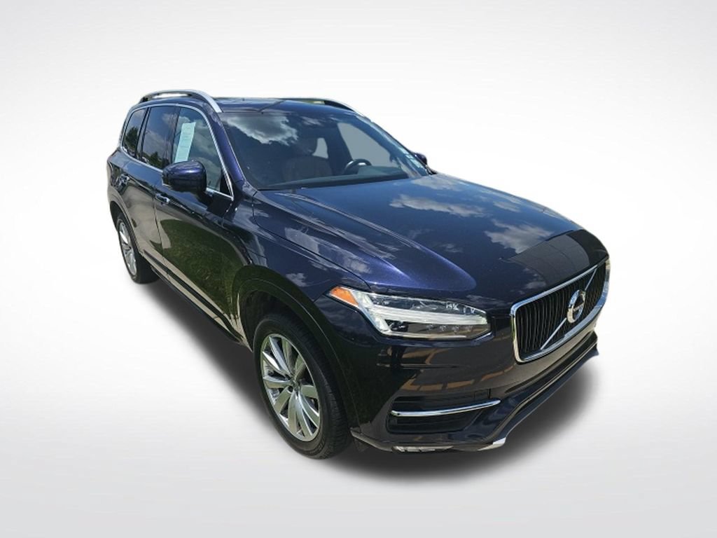 Used 2017 Volvo XC90 T6 Momentum w/ Vision Package