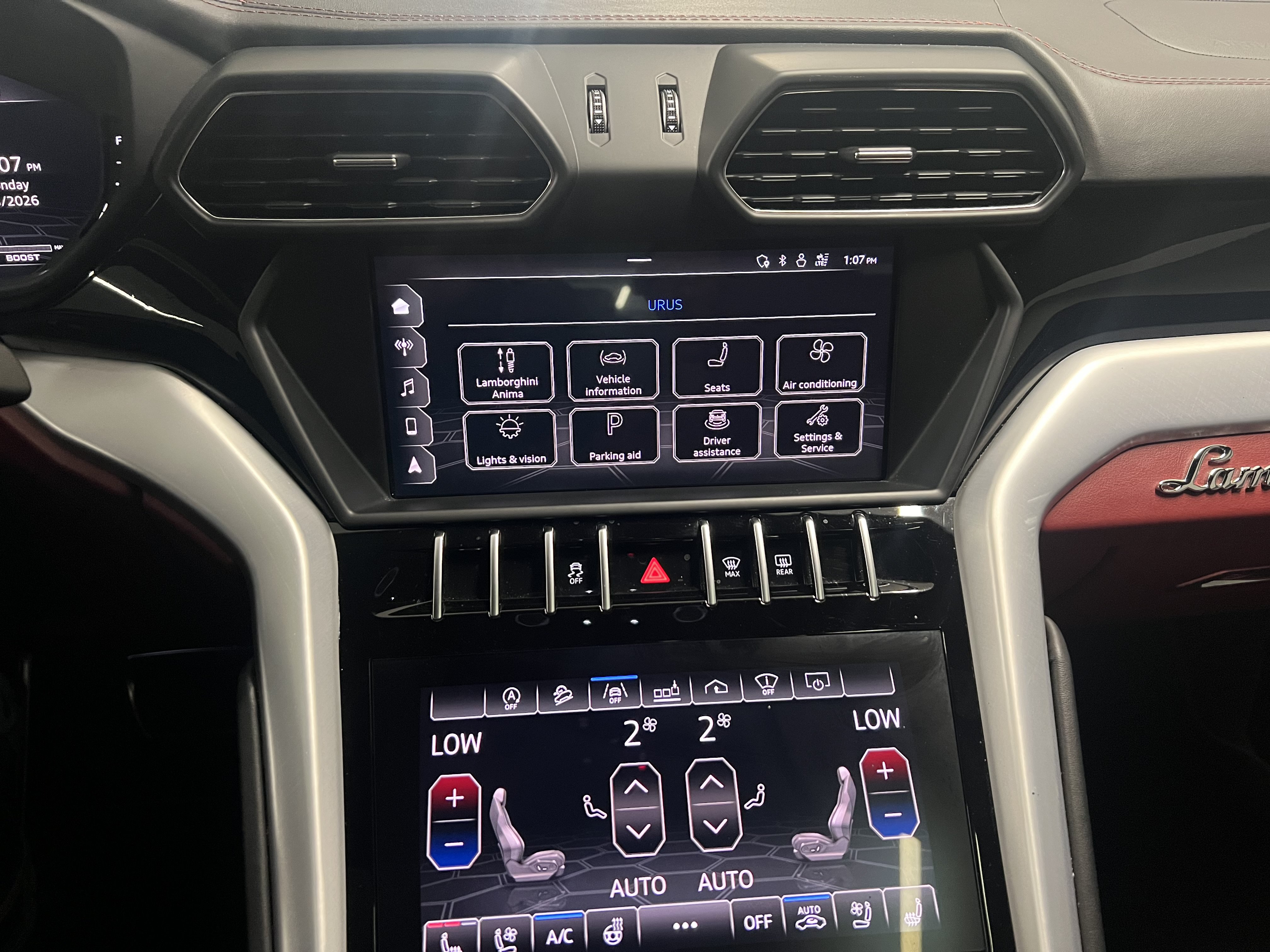 Used 2019 Lamborghini Urus AWD/4WD image 20