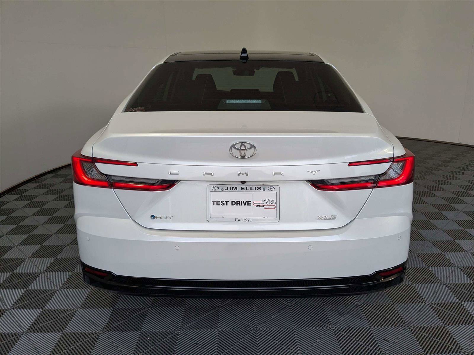 Certified 2025 Toyota Camry XLE w/ Premium Plus Package image 6