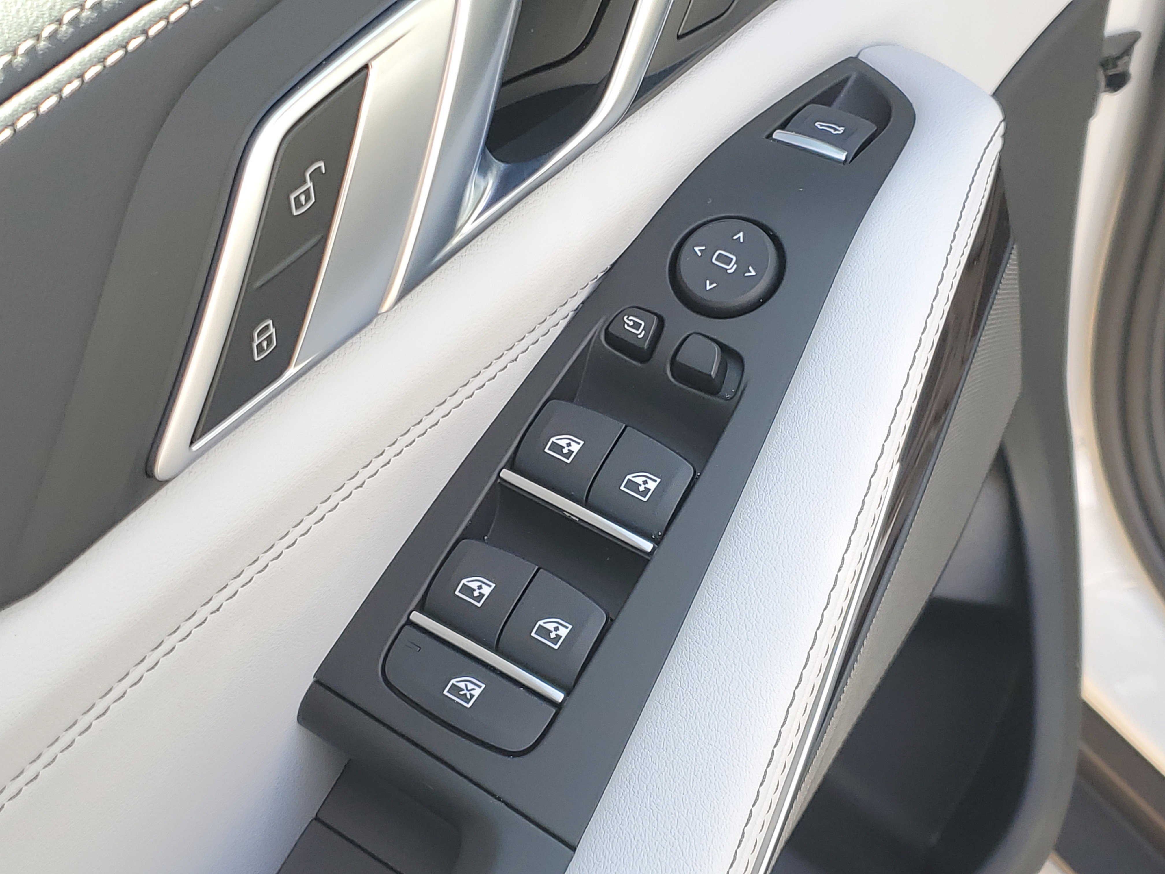 New 2026 BMW X5 xDrive40i w/ Climate Comfort Package AWD/4WD image 6