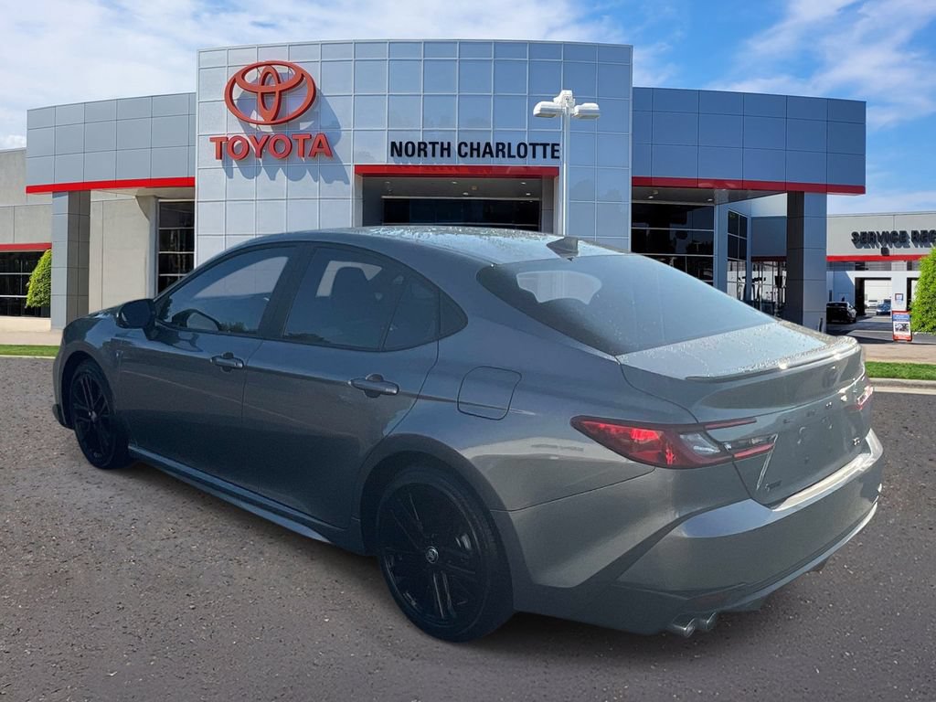 Used 2025 Toyota Camry SE FWD image 6