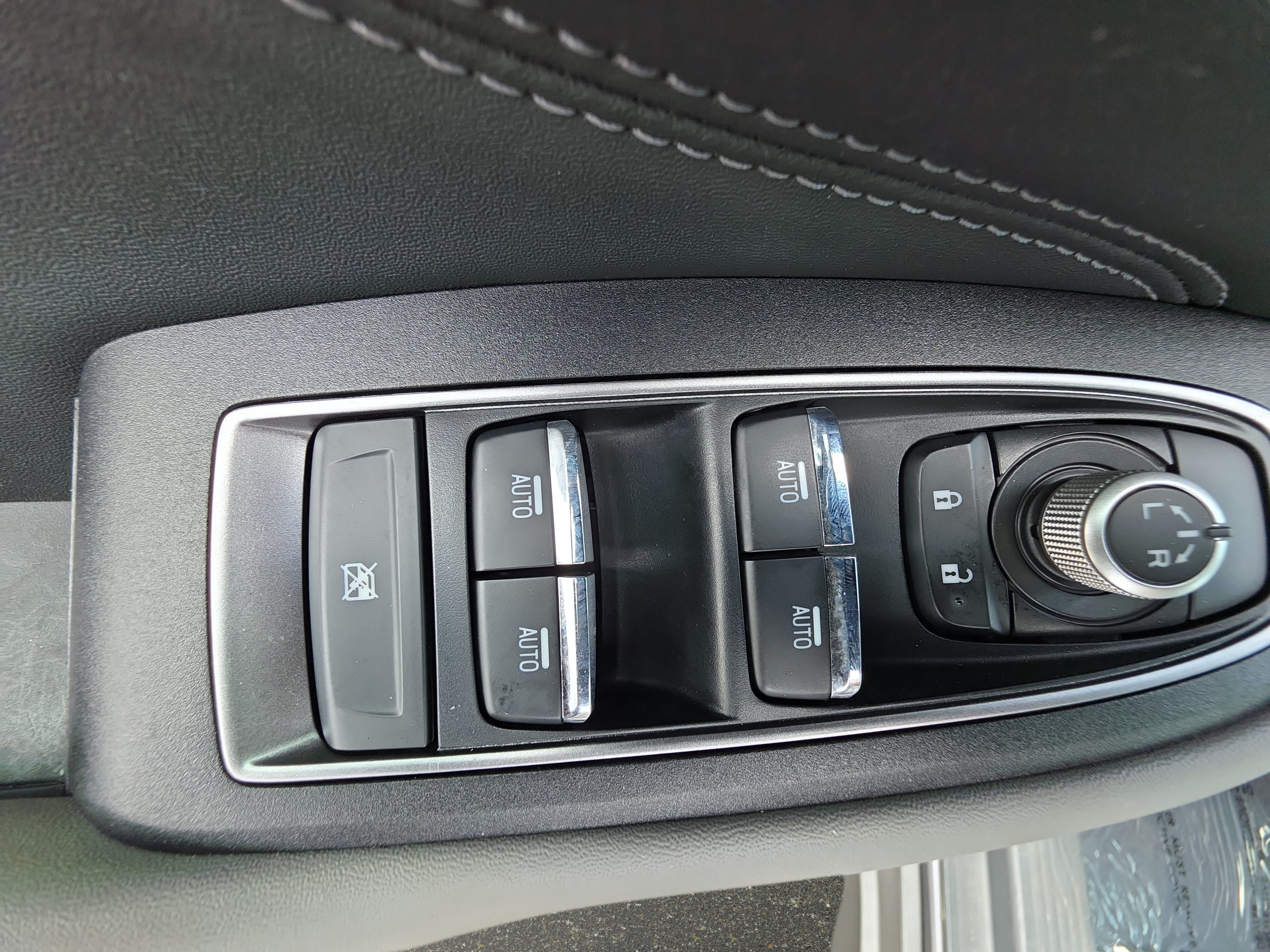 Used 2024 Subaru Outback Limited AWD/4WD image 28