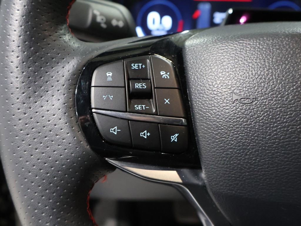 Used 2025 Ford Explorer ST-Line w/ ST-Line Street Pack image 37