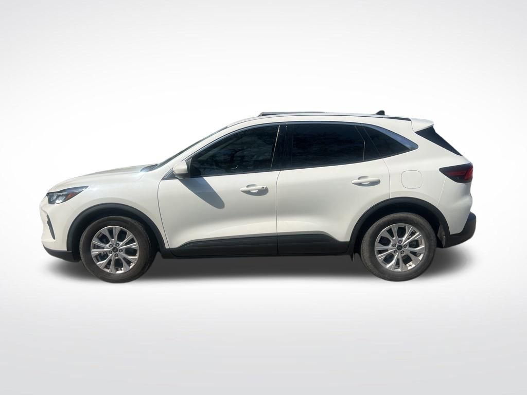 Used 2023 Ford Escape Active w/ Tech Pack #2 image 8