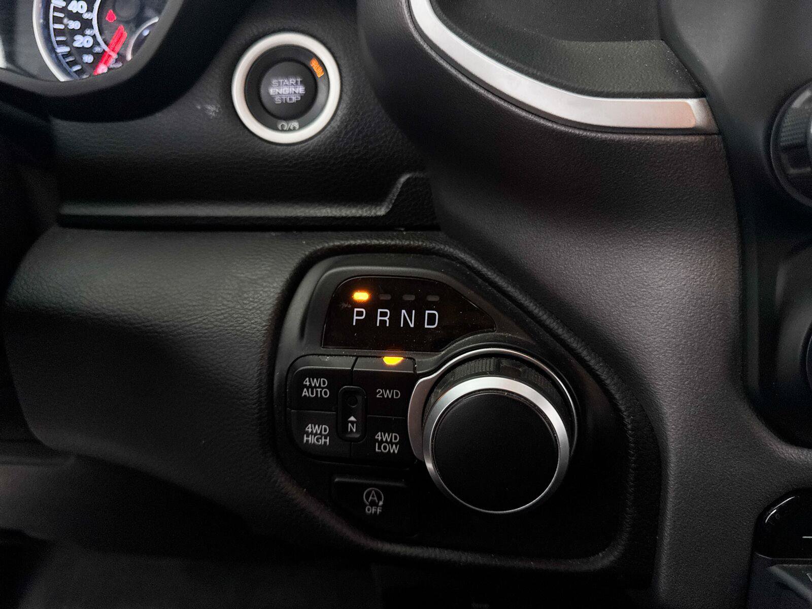 Used 2020 RAM 1500 Big Horn AWD/4WD image 9