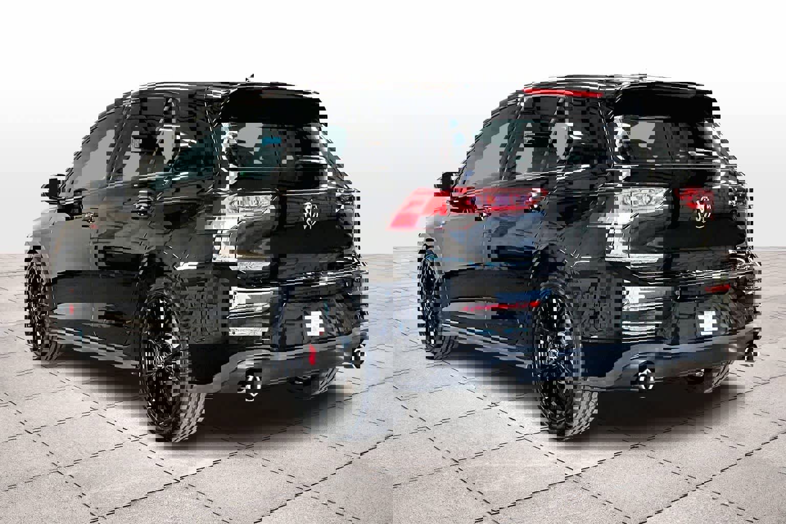 Used 2024 Volkswagen GTI SE image 15