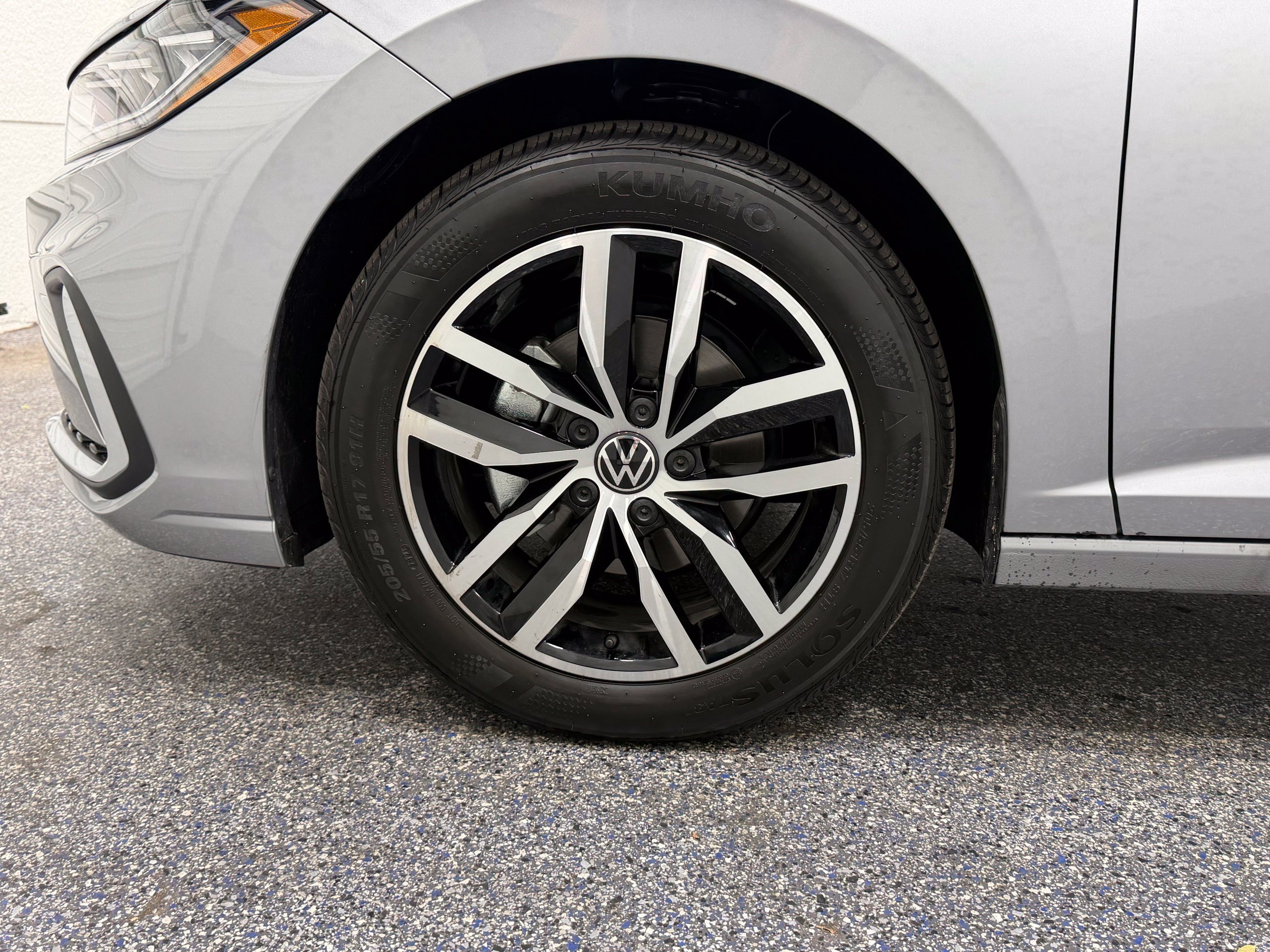 Certified 2026 Volkswagen Jetta SE FWD image 11