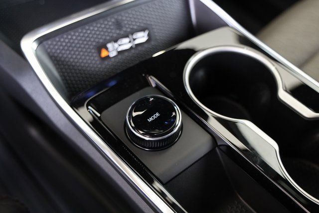 New 2026 Chevrolet Equinox LT w/ Convenience Package II image 24