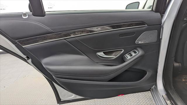 Used 2018 Mercedes-Benz S 450 Sedan image 16