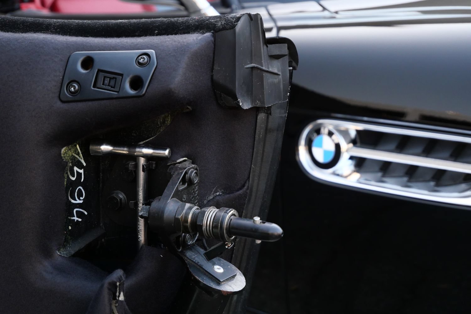 Used 2001 BMW Z8 RWD image 49