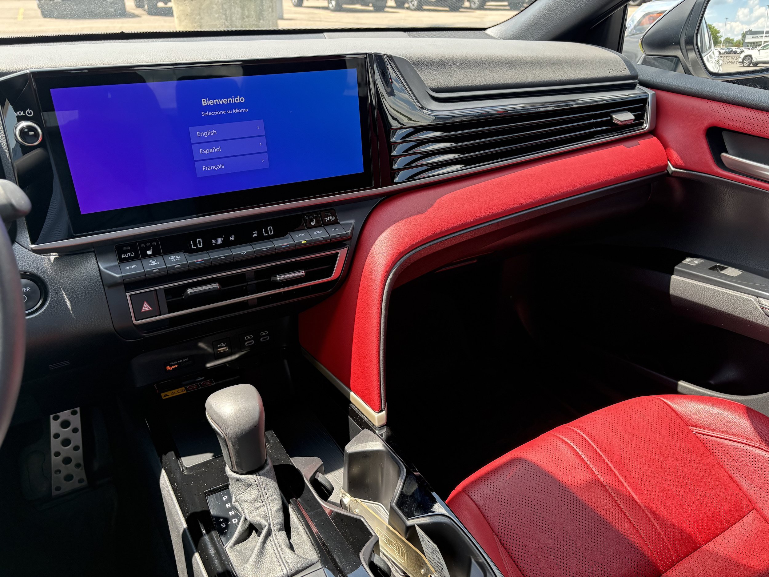 Used 2025 Toyota Camry XSE AWD/4WD image 9