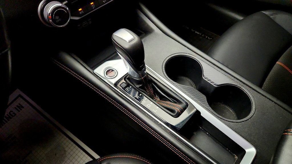 Used 2022 Nissan Altima 2.5 SR FWD image 16