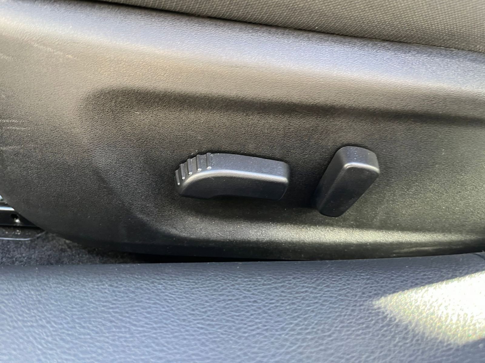 Used 2025 Nissan Altima 2.5 SV image 23