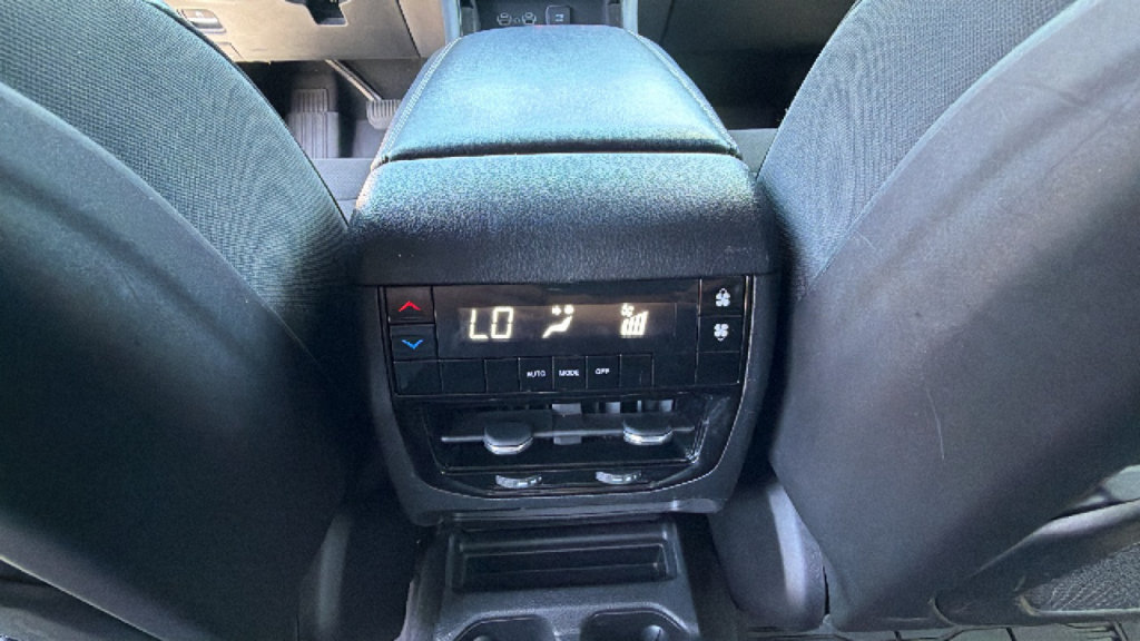 Used 2021 Jeep Grand Cherokee L Laredo AWD/4WD image 25
