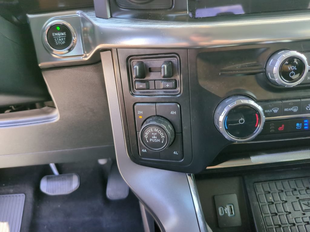 Certified 2023 Ford F150 Lariat w/ Trailer Tow Package AWD/4WD image 32