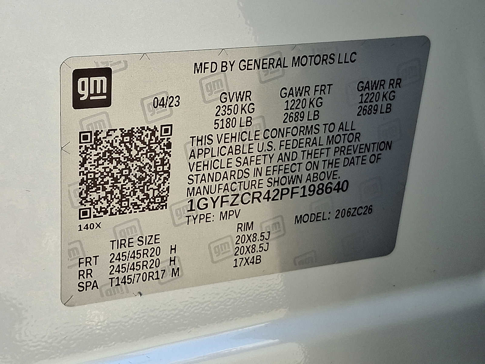Used 2023 Cadillac XT4 Premium Luxury w/ Cold Weather Package FWD image 31
