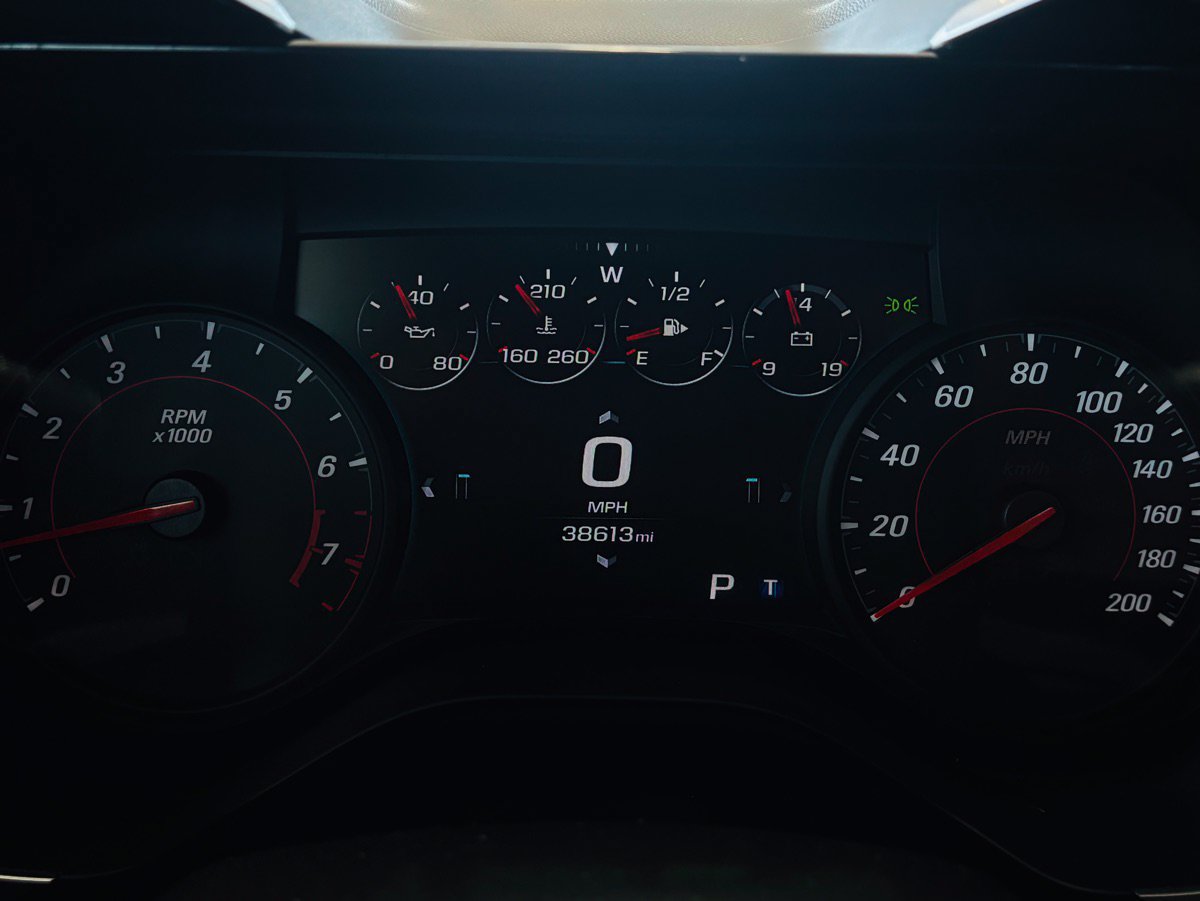 Used 2017 Chevrolet Camaro SS RWD image 12