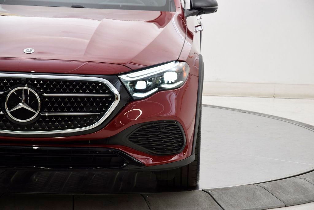 Used 2025 Mercedes-Benz E 450 4MATIC All-Terrain Wagon image 10