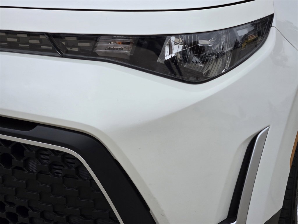 Certified 2023 Kia Soul LX w/ LX Technology Package image 15