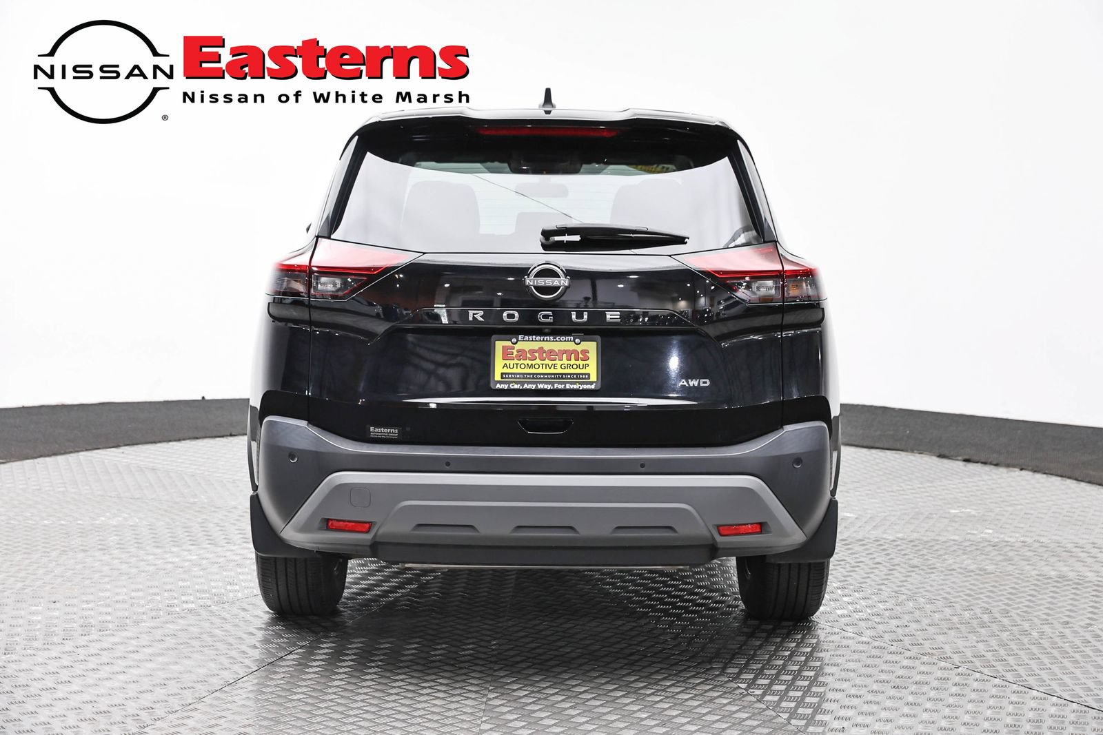 Used 2023 Nissan Rogue S AWD/4WD image 6