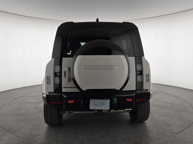 New 2026 Land Rover Defender 110 X AWD/4WD image 7