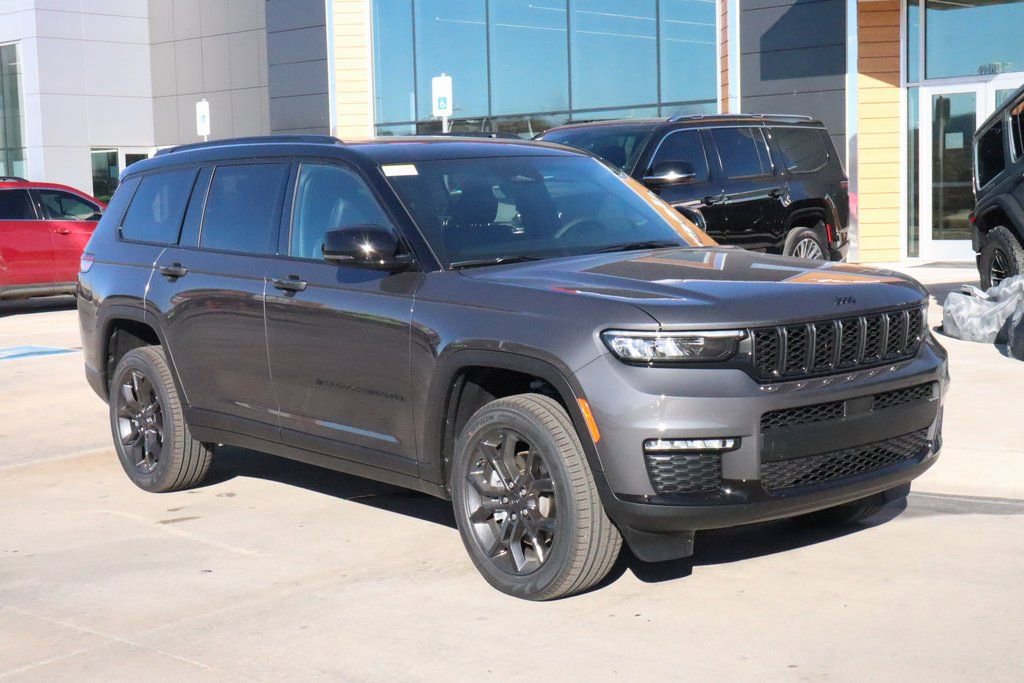 New 2025 Jeep Grand Cherokee L Limited AWD/4WD image 1