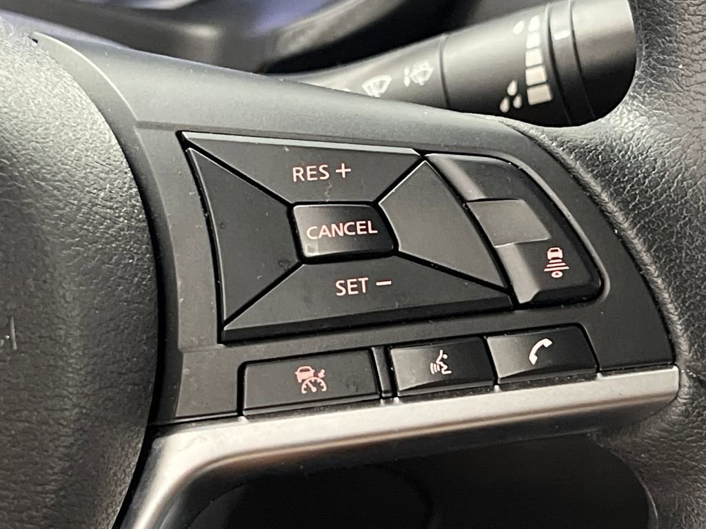 Used 2025 Nissan Sentra SV FWD image 36