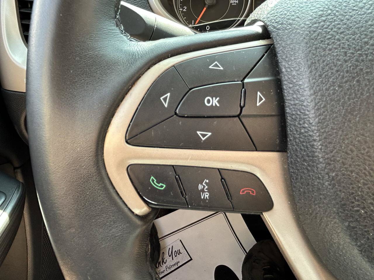 Used 2017 Jeep Cherokee Latitude FWD image 18