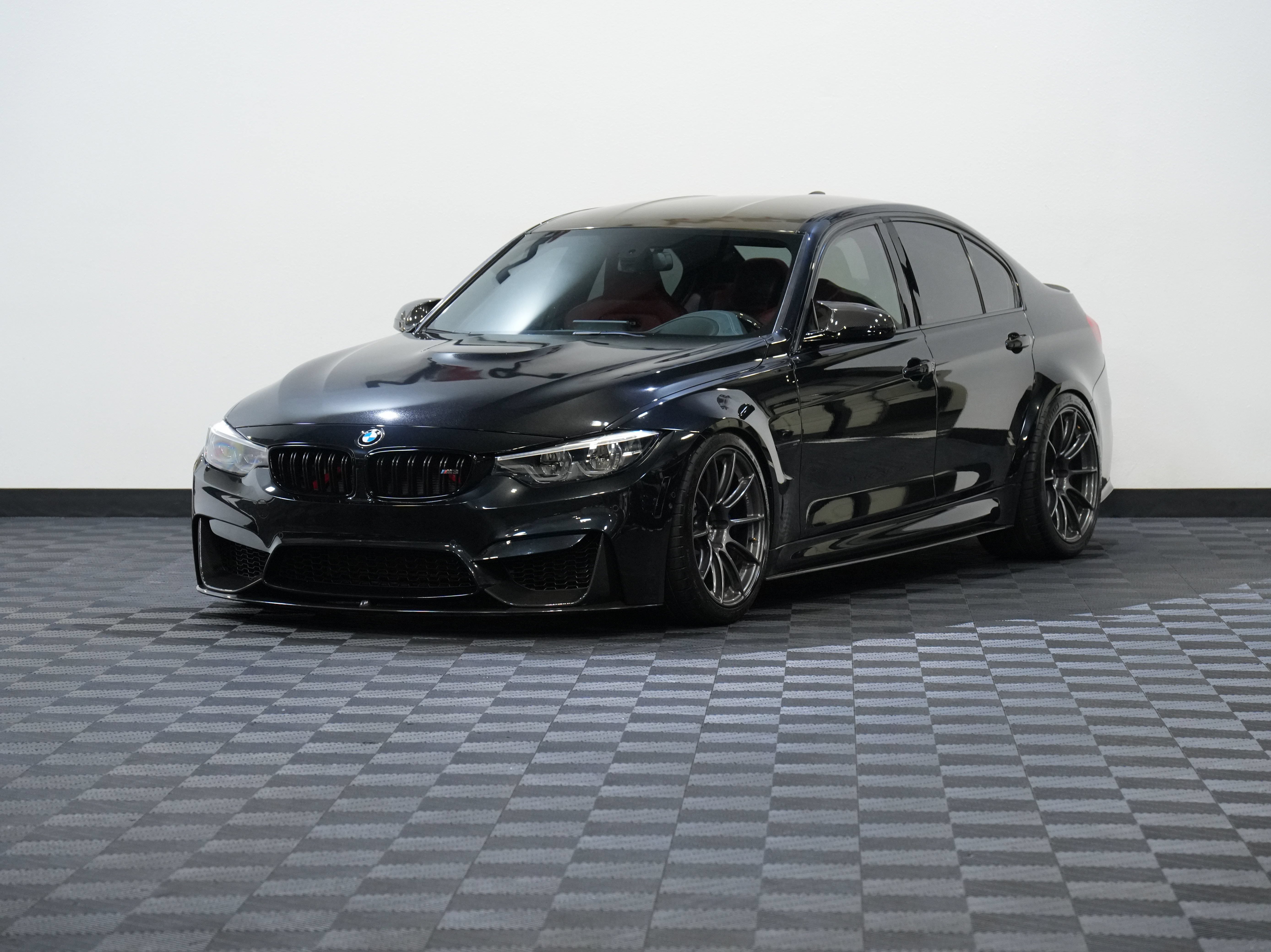 Used 2018 BMW M3 w/ Competition Package RWD image 3