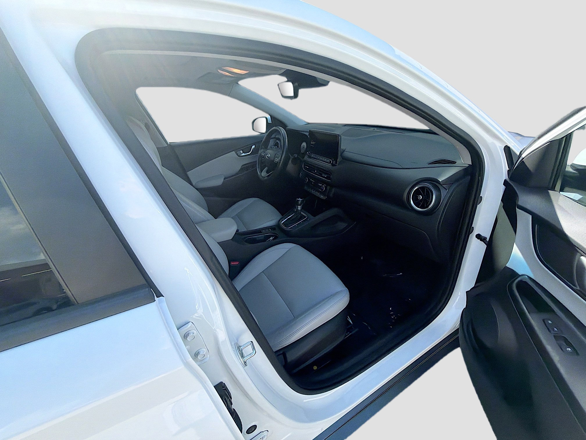 Used 2022 Hyundai Kona Limited FWD image 28