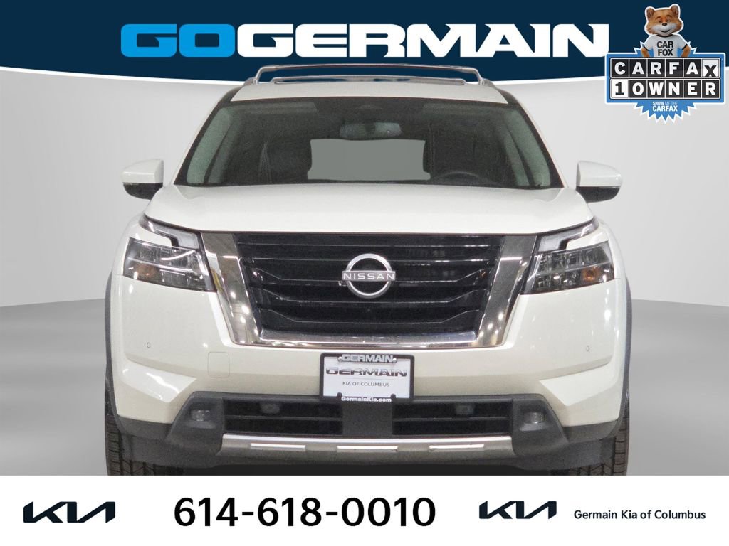 Used 2022 Nissan Pathfinder Platinum w/ Cargo Package AWD/4WD image 3