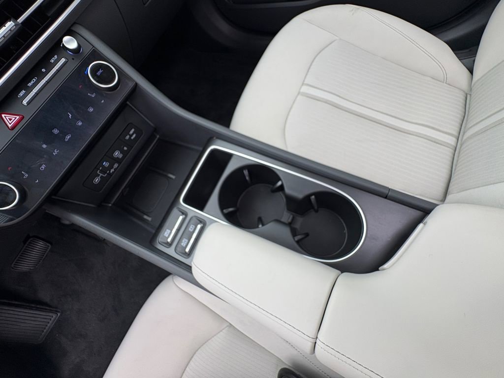New 2024 Hyundai Sonata SEL FWD image 2