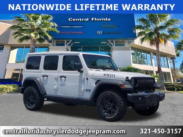 Used 2023 Jeep Wrangler Unlimited w/ Sun & Screen Package AWD/4WD image 1
