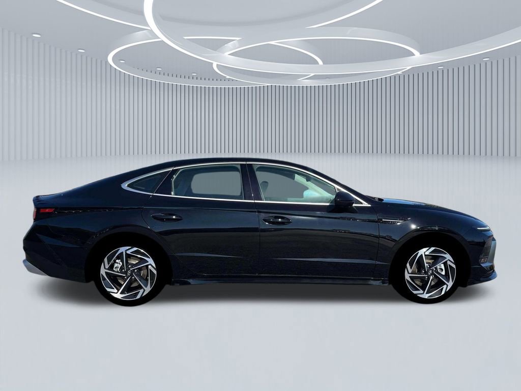 New 2026 Hyundai Sonata SEL FWD image 9