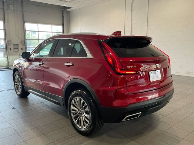 Certified 2024 Cadillac XT4 Premium Luxury FWD image 3