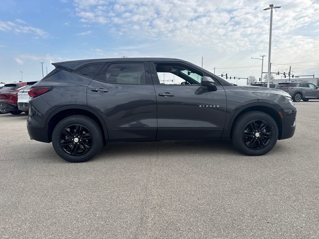 Used 2022 Chevrolet Blazer LT image 9