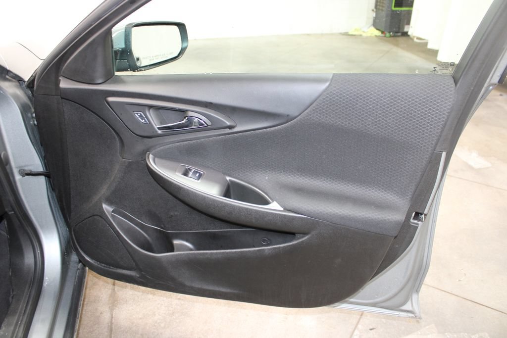 Used 2025 Chevrolet Malibu LT FWD image 22