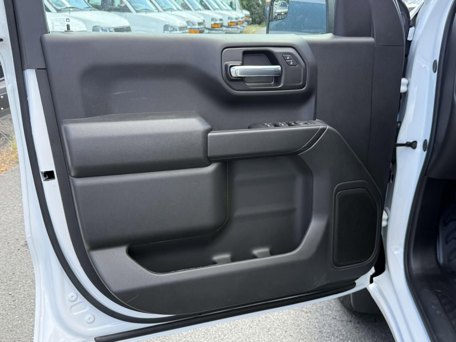 New 2026 Chevrolet Silverado 1500 W/T w/ WT Value Package AWD/4WD image 15