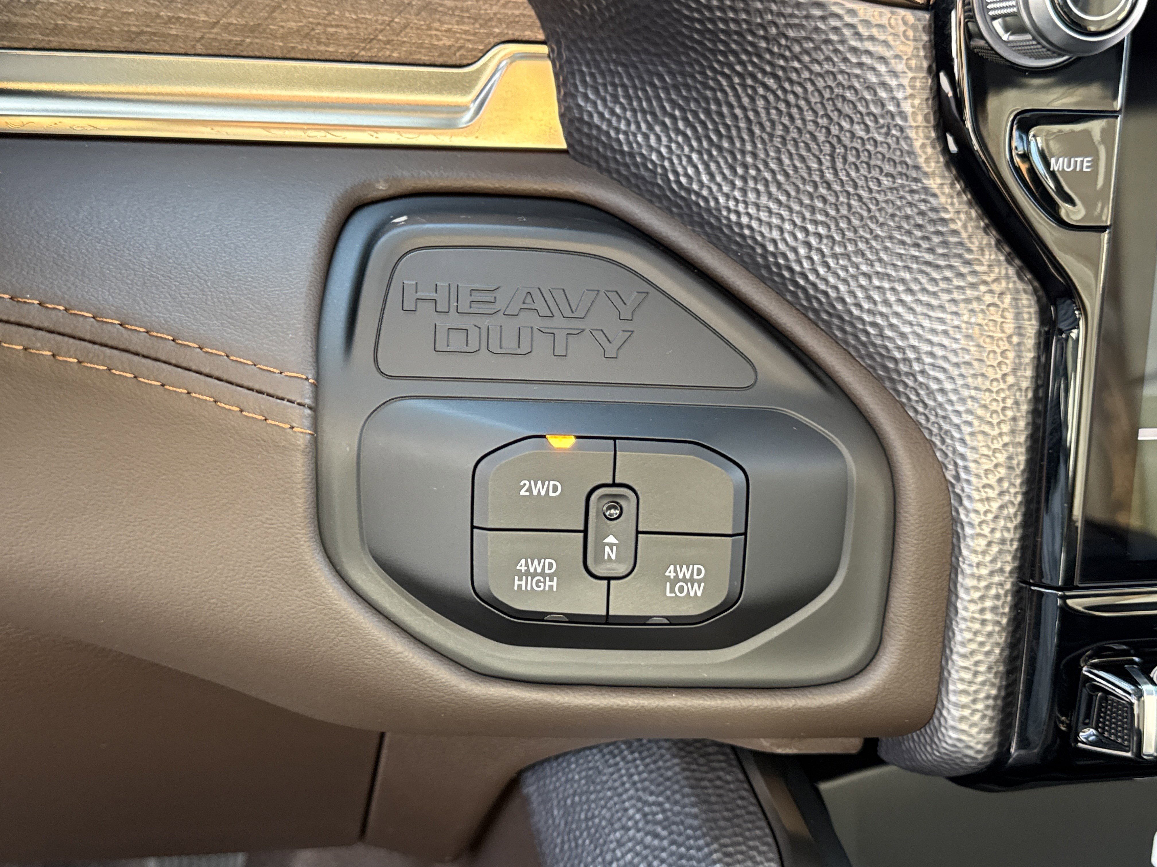 New 2026 RAM 2500 Limited image 35