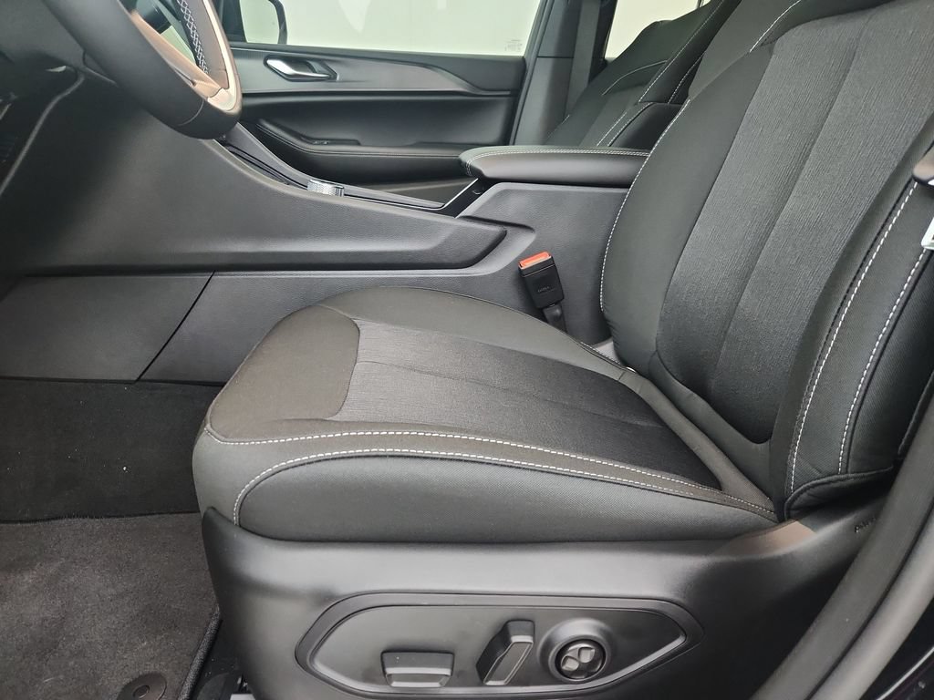 New 2026 Jeep Grand Cherokee Laredo X AWD/4WD image 20